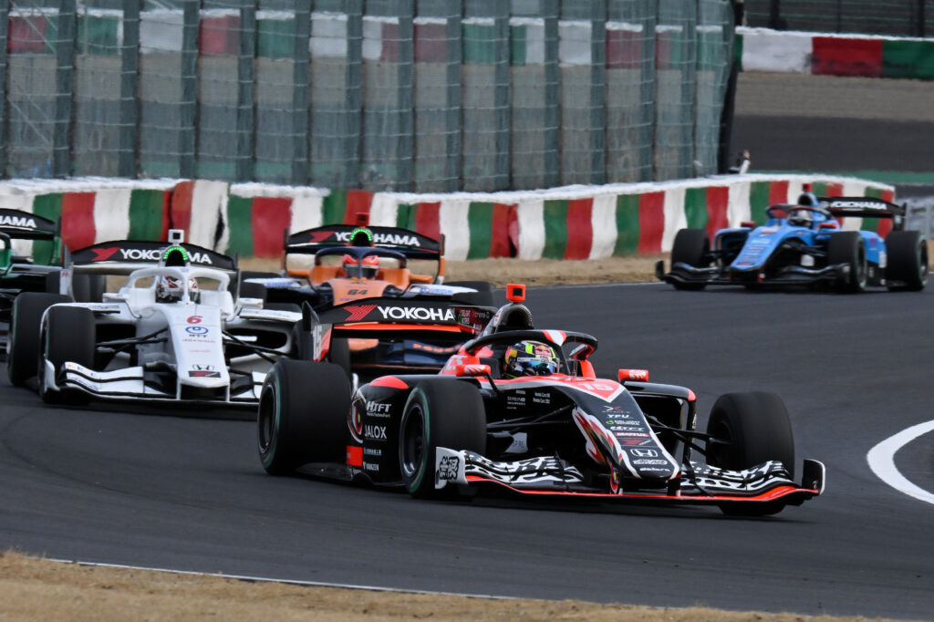 スーパーフォーミュラ2025開幕戦鈴鹿